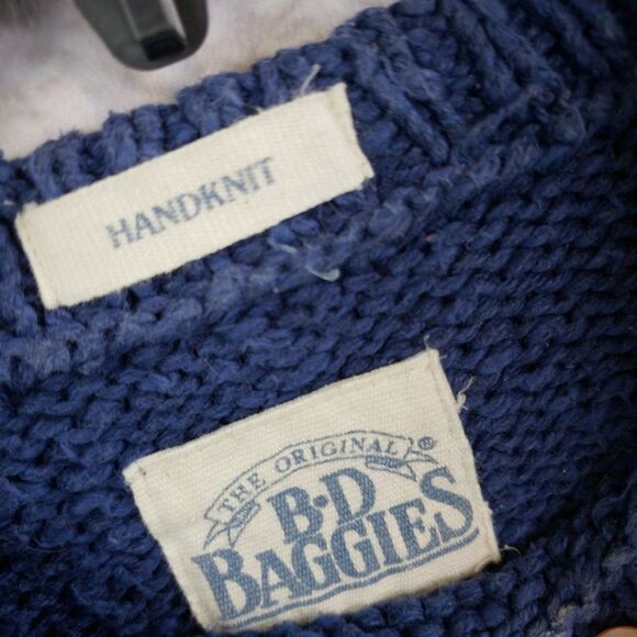 BD Baggies Hand-Knit  Over-Sized Sweater Patriotic - Picture 2 of 6